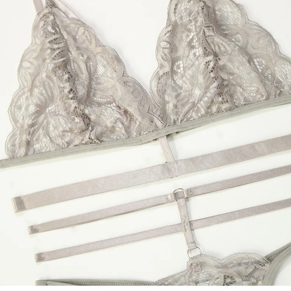 White Crisscross  Lace Lingerie Set - Picture 6 of 13